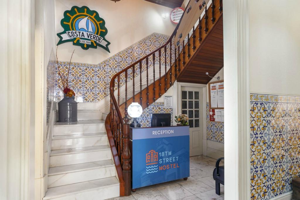 18St. Hostel Espinho  Buitenkant foto